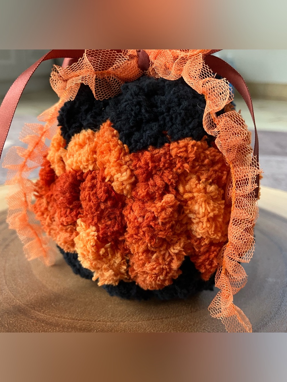 Hand Knit Pumpkin Orange & Black 4-5 inch - Picture 4 of 4